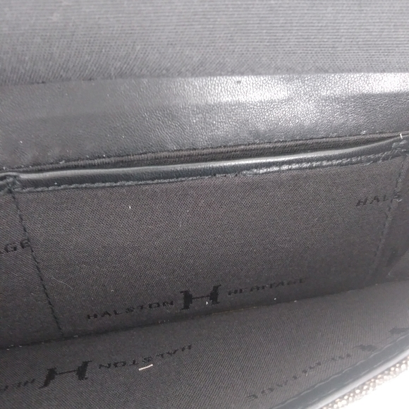 Halston Heritage metallic evening clutch - Picture 4 of 6